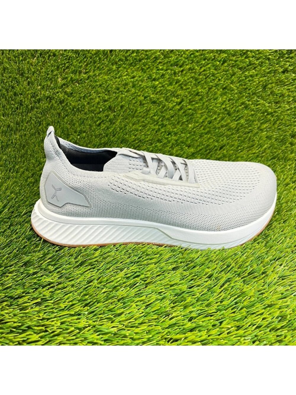 Flux Adapt Waterproof Runner Lunar Gray Mens Size 8 Barefoot Running Shoes